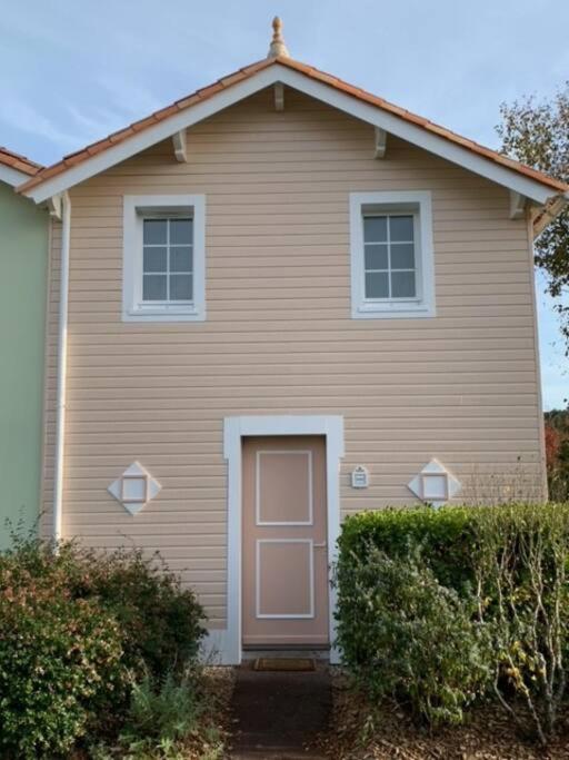 Charmante Maison De Vacances Avec Acces Piscine Talmont-Saint-Hilaire Exteriör bild