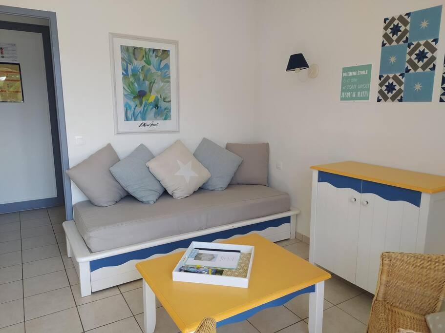 Charmante Maison De Vacances Avec Acces Piscine Talmont-Saint-Hilaire Exteriör bild